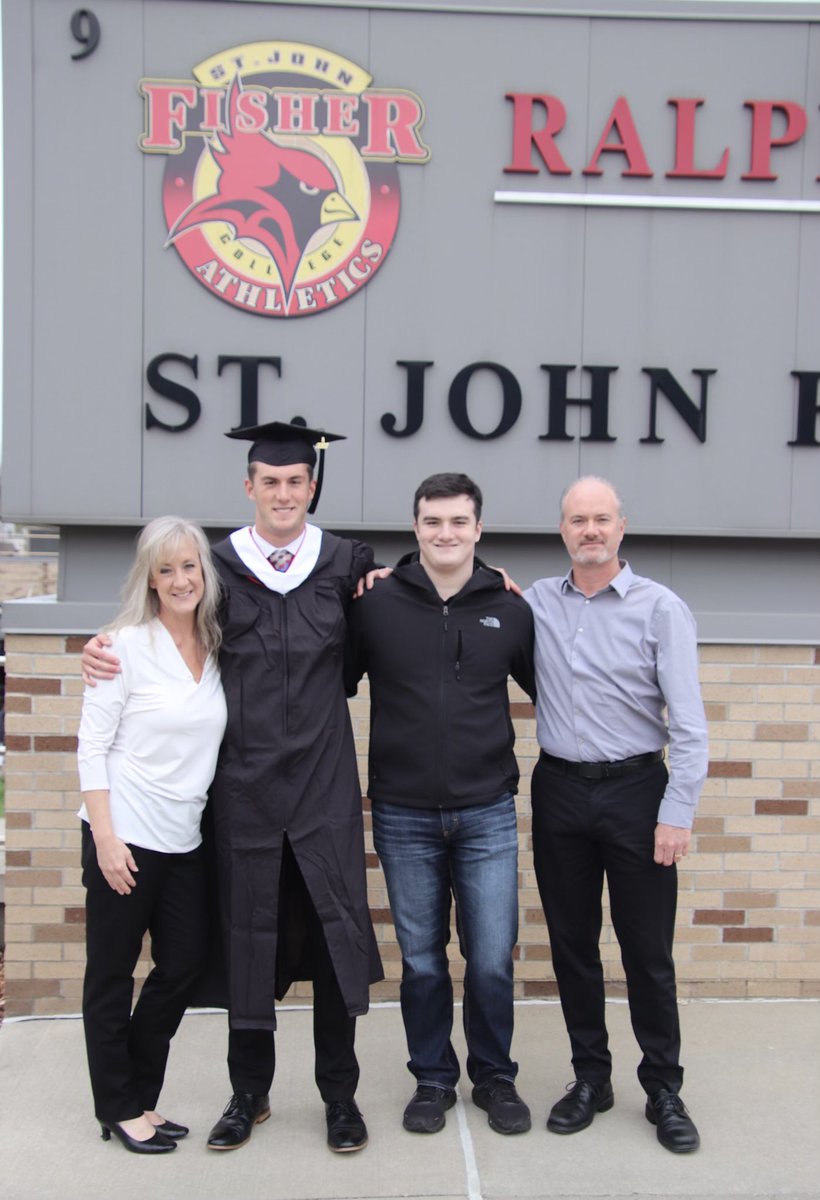 CalMumHoops's tweet photo. 🎓COLLEGE GRADUATES🎓

Congratulations to 2018 grads Makenzie Wilson and Ian Lenhardt on their graduation from St. John Fisher College!!!

#CalMumHoops | @Mak__Wilson @ian_lenhardt https://t.co/uqe0H62bTY