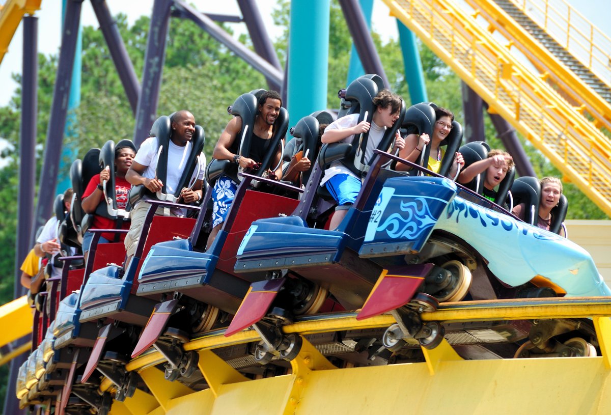 IBEW613ATLANTA's tweet photo. Six Flags Family Day is fun for the entire family! Local 613 members and their families are invited to spend an evening at the Six Flags Great America Theme Park in union fellowship. Find all the details here: https://t.co/QDjuzRUJrS https://t.co/lZXUsPIVjf