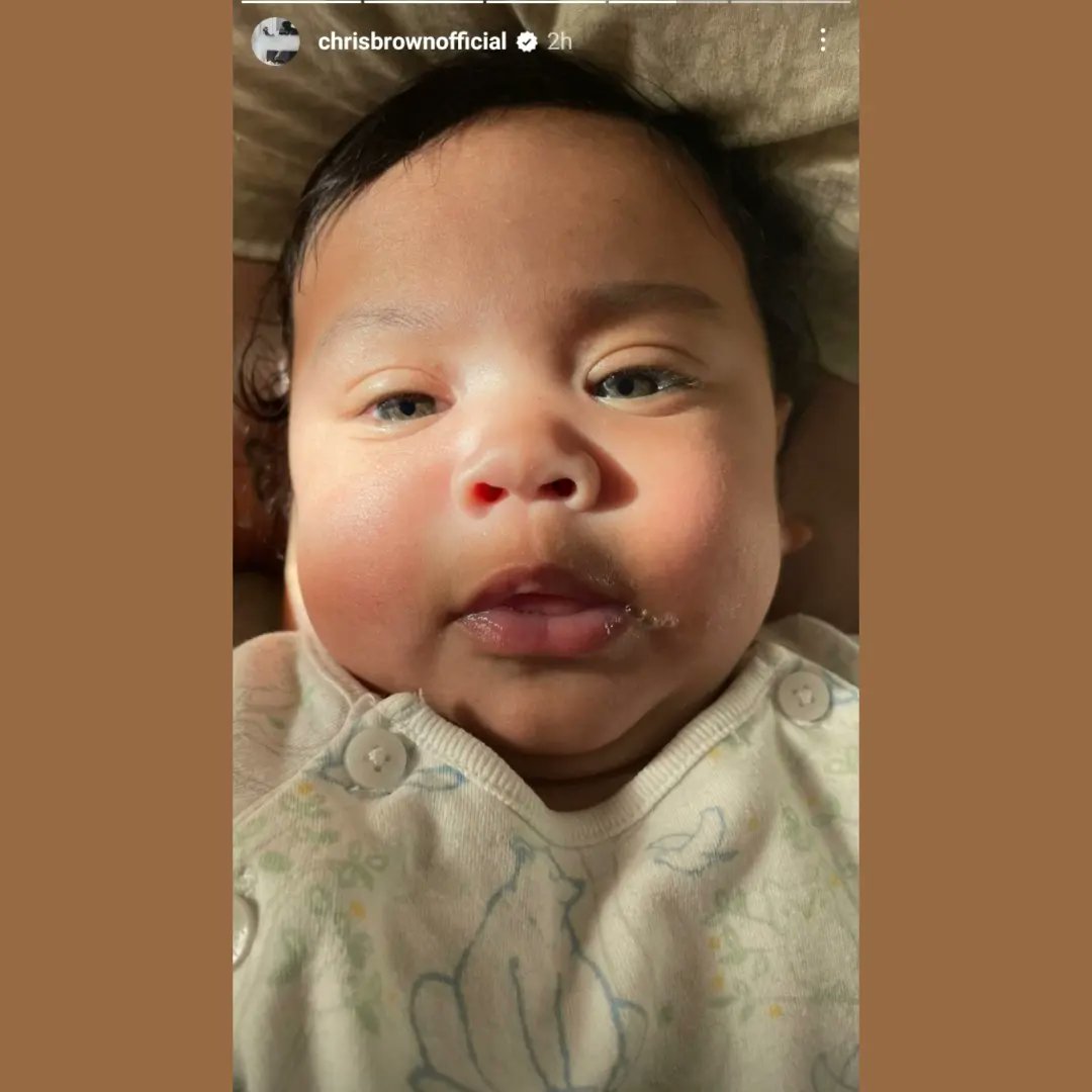 brownsclip's tweet photo. Chris brown posted lovely symphani brown to his story May 7, 2022 
#teambreezy #lovelybrown #diamondbrown https://t.co/Ab2GTC7d3X