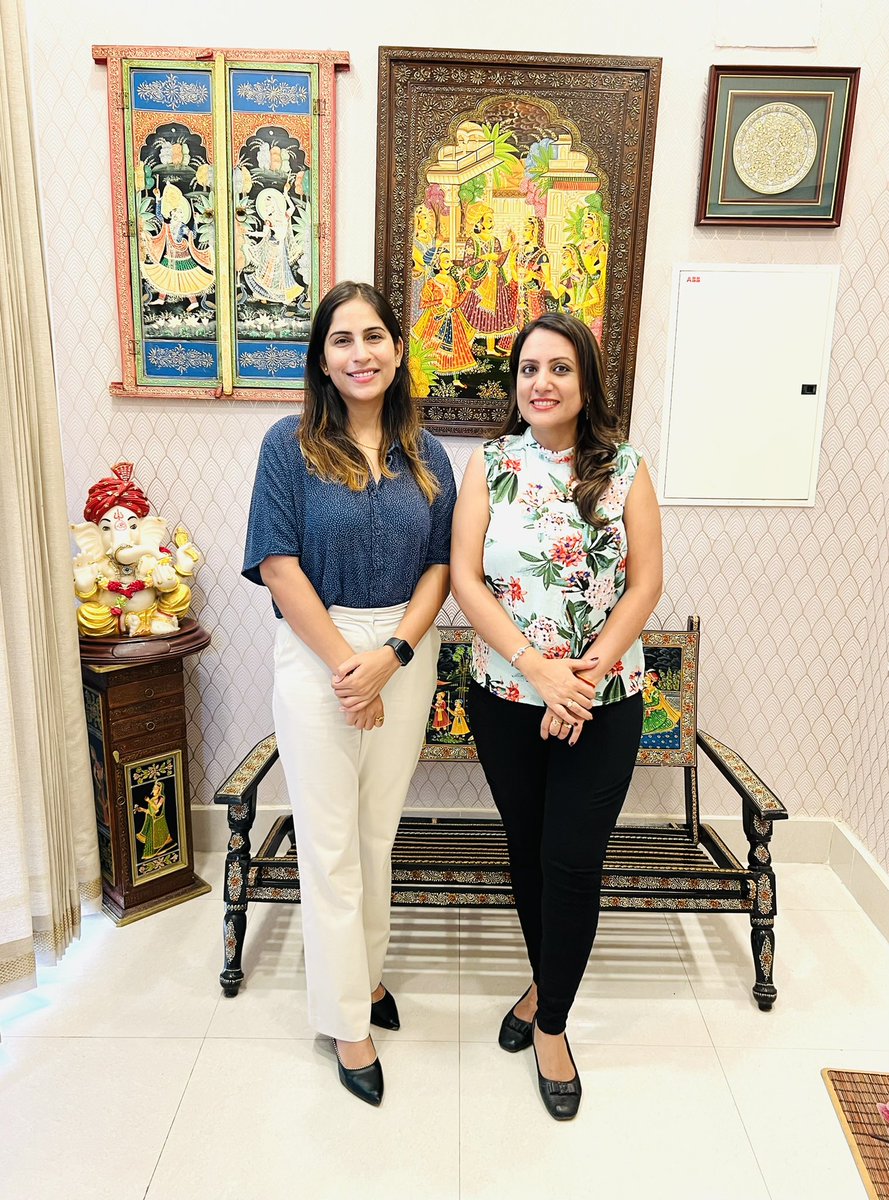 sonalgoelias's tweet photo. It was a pleasure meeting the Young, energetic Ms Jyoti Singh Nuniwaal IPS 2019 Batch , Punjab Cadre . 

Best wishes to her for a Successful career in Service of the Nation 🇮🇳 

#IAS #IPS  🇮🇳 
#WomenInCivilServices
@DrJY_IPS https://t.co/q8rOiVRrCQ
