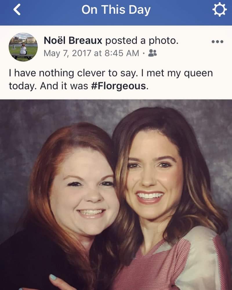 NoelElaineOTH's tweet photo. Happy 5 Years to the most #Florgeous day of my life. Thank you for the hug, @SophiaBush ๐ https://t.co/M7h0MJkYxG