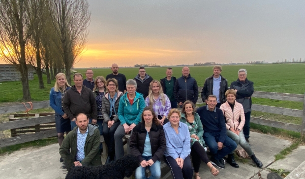 DeDrontenaar's tweet photo. Ondernemers Oostrand Dronten bundelen krachten: gloednieuwe fietsroute -  https://t.co/dVo7WSpml0 https://t.co/CeSz8AP8JD