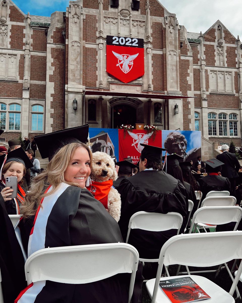 BSUFoundation's tweet photo. Congratulations to our Foundation students & employees who are graduating today! 🎓❤️ #BallStateGrad https://t.co/3r9NIGVg7O