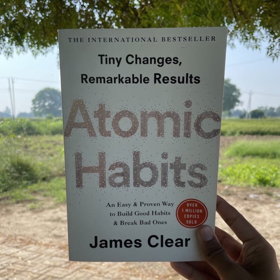 DavidIEriksson's tweet photo. 10 books that will change your life in 1 month:

1. https://t.co/pXn8rtT8Ja