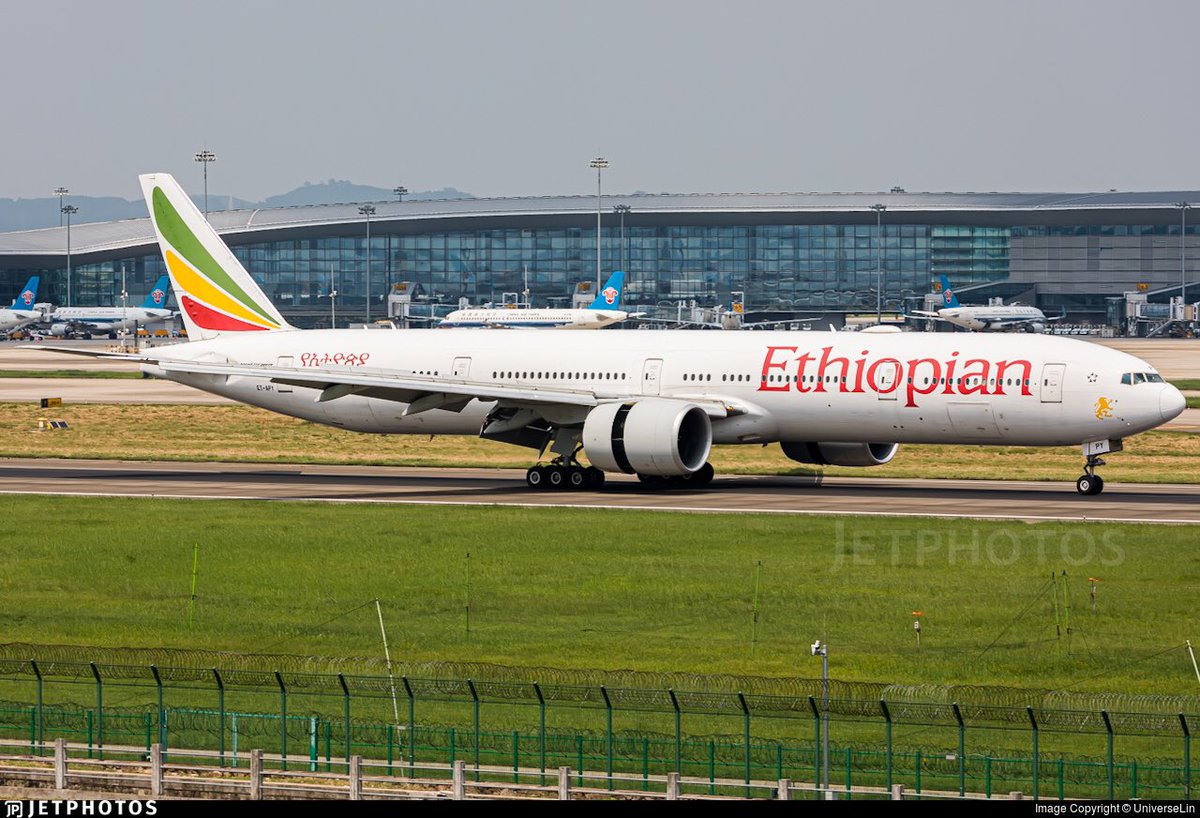 lin_universe's tweet photo. Ethiopian Airlines B777-300ER landing in #ZGGG
#Avgeeks #aviationphotography https://t.co/sbw6g1W3hS
