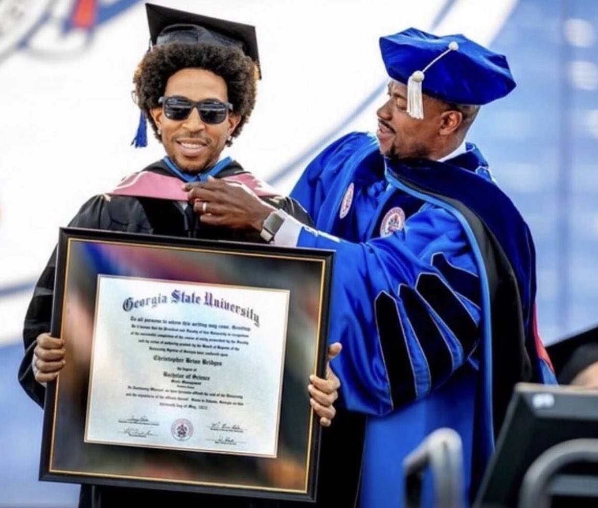 Congrats to Ludacris, he just graduated from Georgia State University 🎉🎓