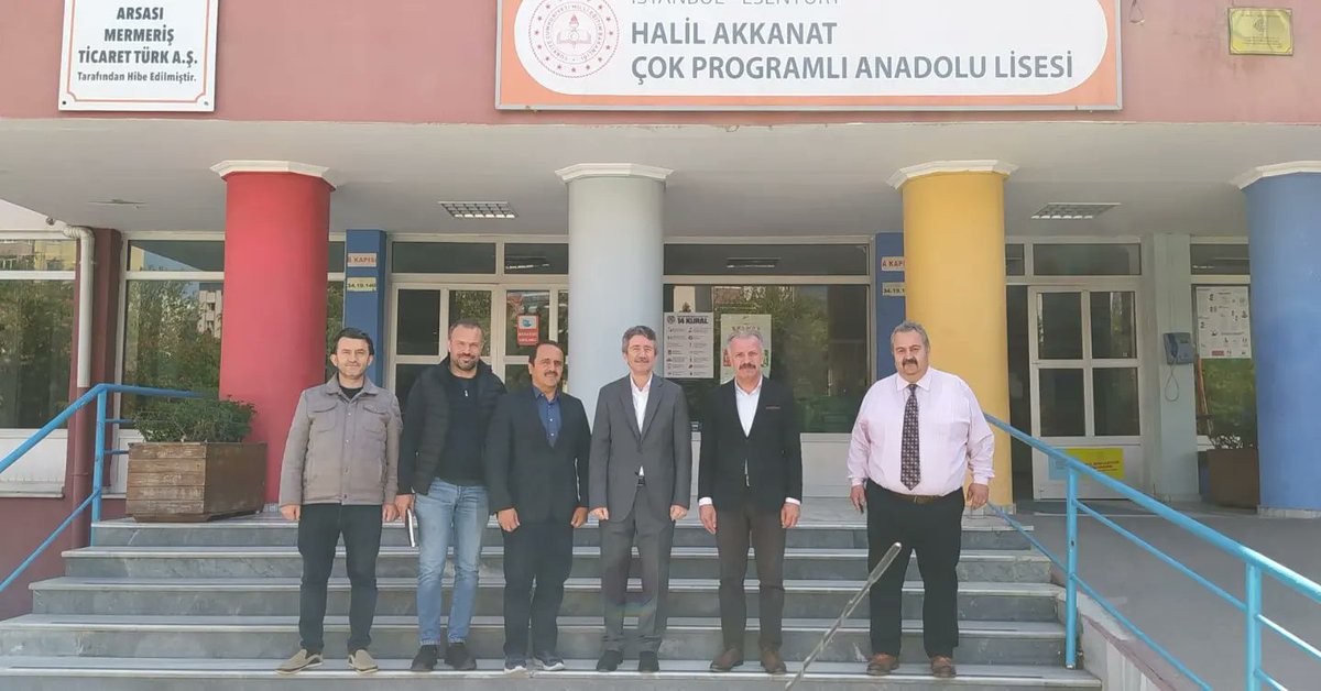 halilakkanatcpl's tweet photo. İl Milli Eğitim Müdürümüz Sayın Levent YAZICI ile ilçe Müdürümüz SayınNecati YENER okulumuza  ziyarette bulundular.Okulumuzda yapılan çalışmalardan dolayı memnuniyetini dile getiren müdürlerimize ziyaretlerinden dolayı teşekkür ederiz
@istanbulilmem
@memleventyazici
@esenyurtmem https://t.co/C7Qws1E3Oo