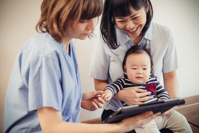 MarchofDimes's tweet photo. March of Dimes volunteers wrote #notesofgratitude in honor of #NationalNursesWeek: "Thank you so much for taking care of mothers and babies! Your dedication and care saves many lives and brings so many people together!" https://t.co/ZTJ61PcLu5