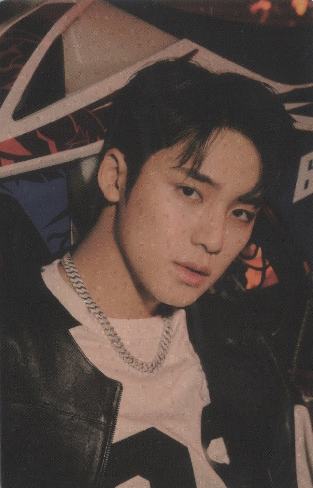 SEVENTEENscan's tweet photo. [SCAN] Mingyu Attacca Carat Version 20 PCS
#MINGYU #ATTACCA #SEVENTEEN #CARAT https://t.co/TgXdx1QCte