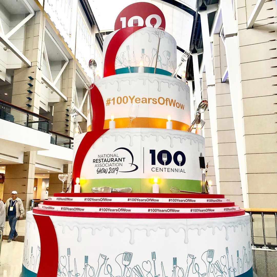 WeRRestaurants's tweet photo. After two years apart, we cannot wait to gather once again for our 2022 @NatlRestShow. Together we'll celebrate restaurant innovation, showcase new and exciting products, and learn from each other.
Check out photos from our last show in 2019 where we celebrated #100YearsofWow. https://t.co/s80WcqsupH