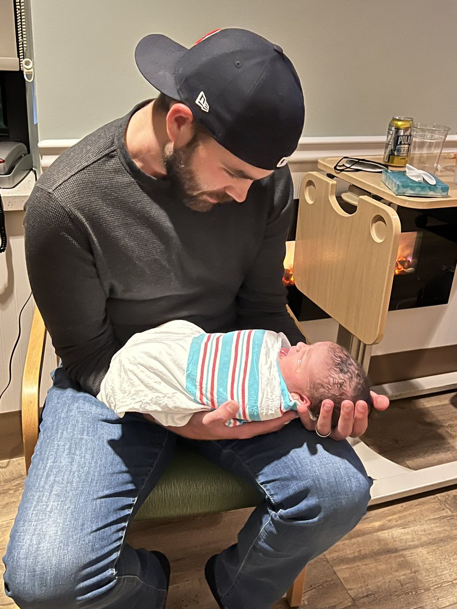 bernier_matt's tweet photo. Unfortunately not in Louisville for the Kentucky Oaks and Kentucky Derby this year - but for the best reason possible.

I became a dad for the first time last night.

My little one missed the Oaks yesterday but she made sure she wasn’t going to miss the Run for the Roses! https://t.co/SmxGCX9KmT