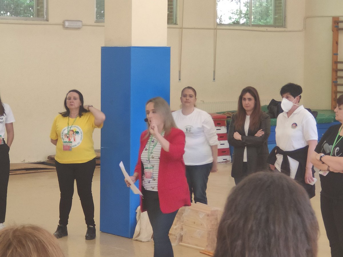 Quique_Cerezo's tweet photo. SEGUIMOS A TOPE CON LA MÚSICA
Un taller de folclore riojano con Mónica Alesóny con Iñiki Sedano. Apostando por nuestras raíces
MÁS HORAS DE MÚSICA EN LOS COLES
@C_ConEuterpe
@fabedifucca @Promusica_Rioja @alvarocastill https://t.co/eRzgYcE0EW