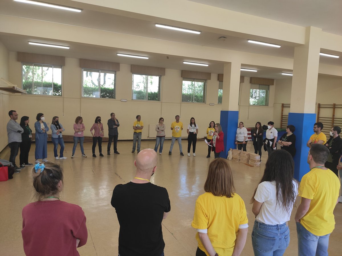 Quique_Cerezo's tweet photo. SEGUIMOS A TOPE CON LA MÚSICA
Un taller de folclore riojano con Mónica Alesóny con Iñiki Sedano. Apostando por nuestras raíces
MÁS HORAS DE MÚSICA EN LOS COLES
@C_ConEuterpe
@fabedifucca @Promusica_Rioja @alvarocastill https://t.co/eRzgYcE0EW