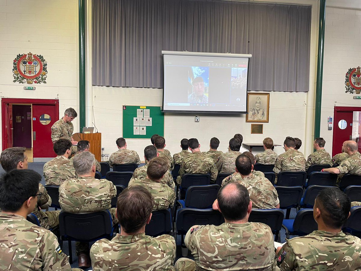 CORoyalYeomanry's tweet photo. Agility and exploiting the potential of digital were two themes at today’s #ArmyReserve Conference - both of which were needed to be able to speak to @RoyalYeomanry SNCOs and Officers on our annual study day in London from Shrivenham! #TwoPlacesAtOnce #alwayslearning https://t.co/wL33T6HOAr