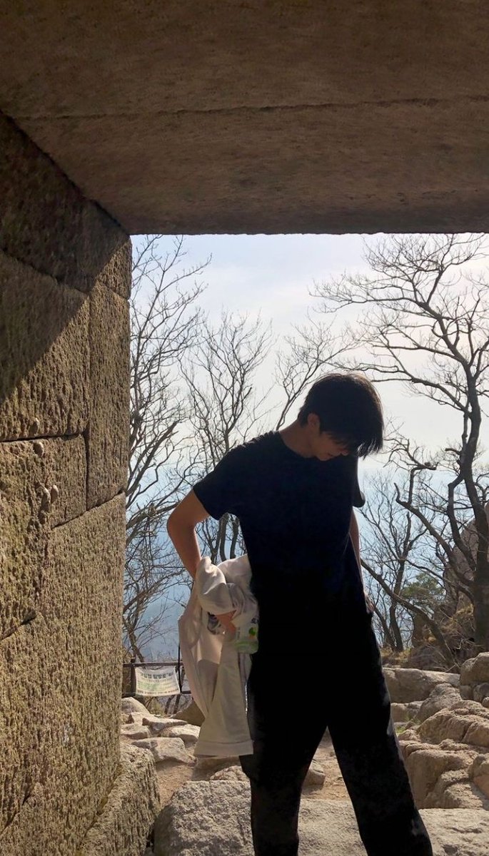 i43yxngg's tweet photo. kyungmin's ig story update🍂 https://t.co/Xgh2PKuoZT