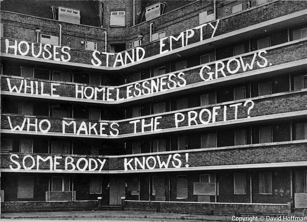 AprilAubade's tweet photo. Artwork for David Hoffman’s booklet about the eviction of squatters from private rented property.
Whitechapel, London, 1973.
#davidhoffman https://t.co/N8L0WR3cYd