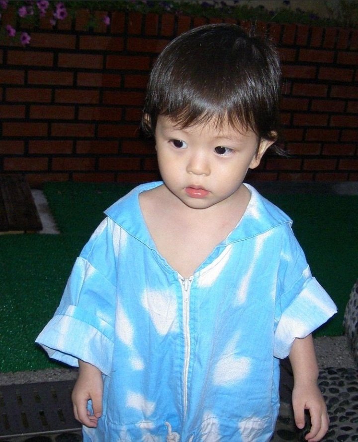 i43yxngg's tweet photo. kyungmin's ig update🍼

— baby kyungmin looks so cute aaaaaa😭❤ https://t.co/28TTbYA6FT