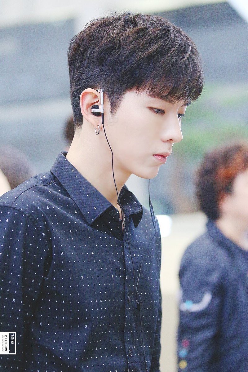 solsooolha's tweet photo. 유기현 안아줘 커버 듣는 중.. 응 갑자기 쳐량해 https://t.co/8ntxty9Fcy