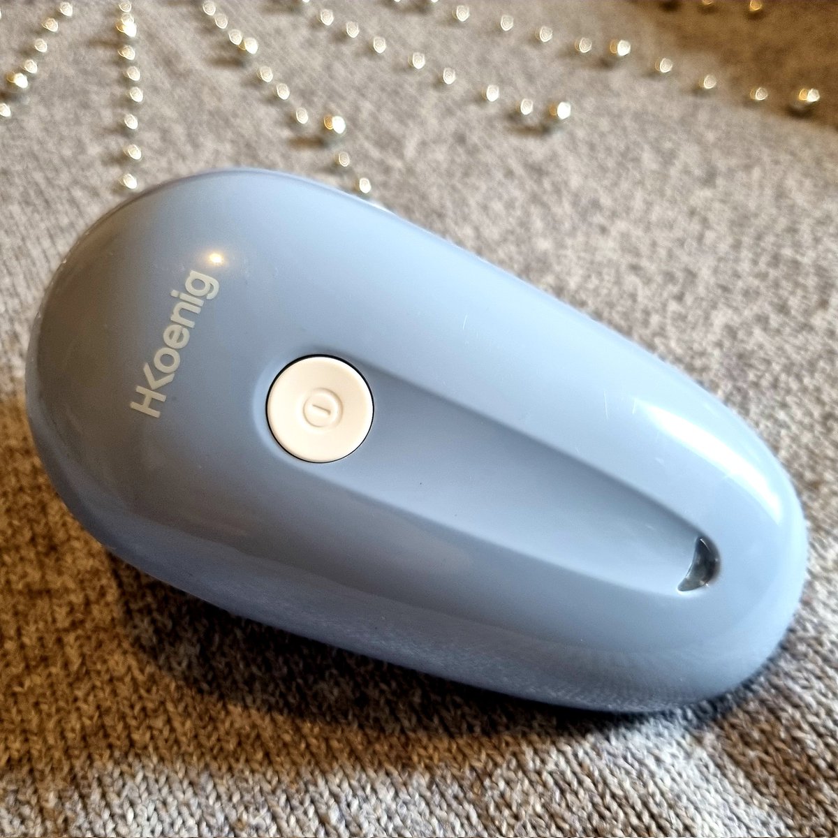 ConcoursTwt's tweet photo. Salut, j'ai été sélectionnée pour tester le rasoir anti-bouloche Lucy 60 @HKoenigofficiel

Viens découvrir ce que j'en pense sur mon Instagram
https://t.co/nlJ0RZMmhM

#HKoenig #RasoirAntiBouloche #Lucy60HKoenig #EntretienDuLinge #TestProduit https://t.co/IEGaCWPYUA