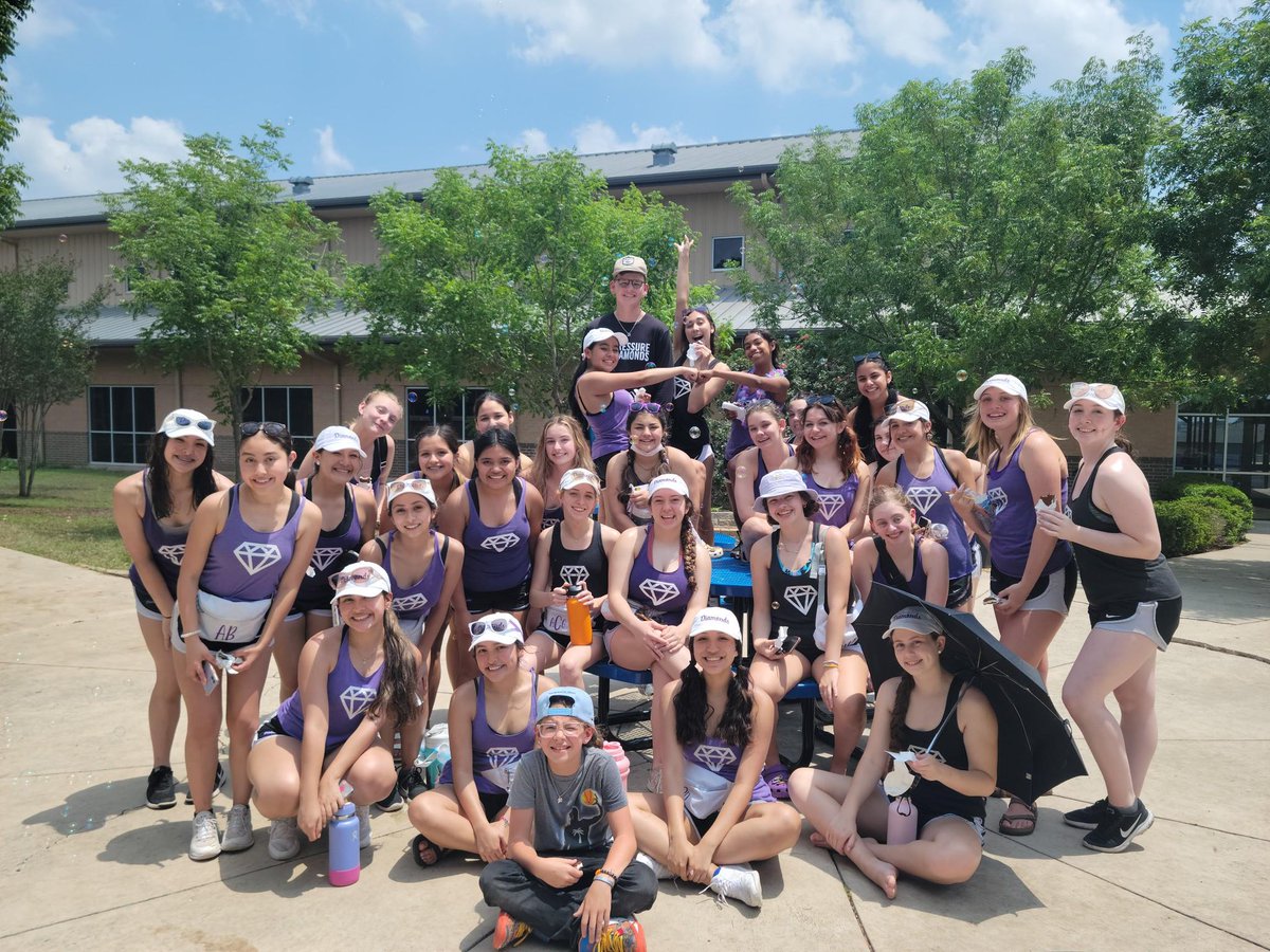 awalsh2186's tweet photo. Thanks for paying it forward @SMHSdiamondline 

From @bowiechamps Beach  Day to their Broadway Spring Show.

That’s a full day and very appreciated.

@Coach_MDK https://t.co/VwyYPs8pR4