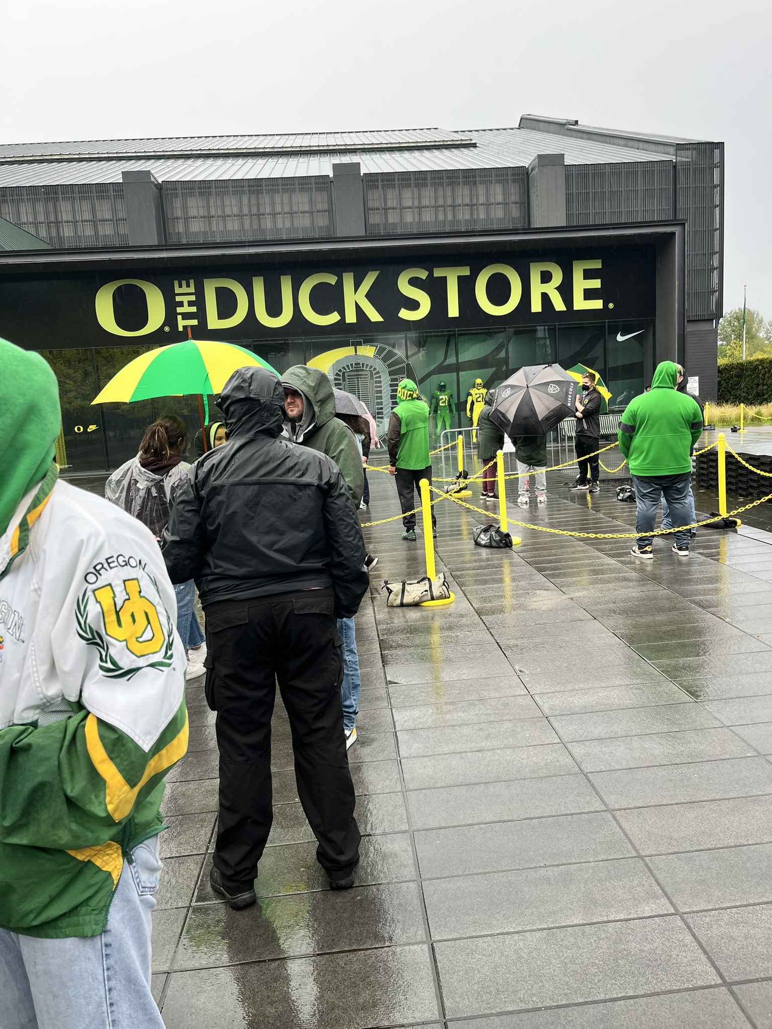 Lizette on Twitter "We out here at the Oregon Surplus Sale 🦆 https//t