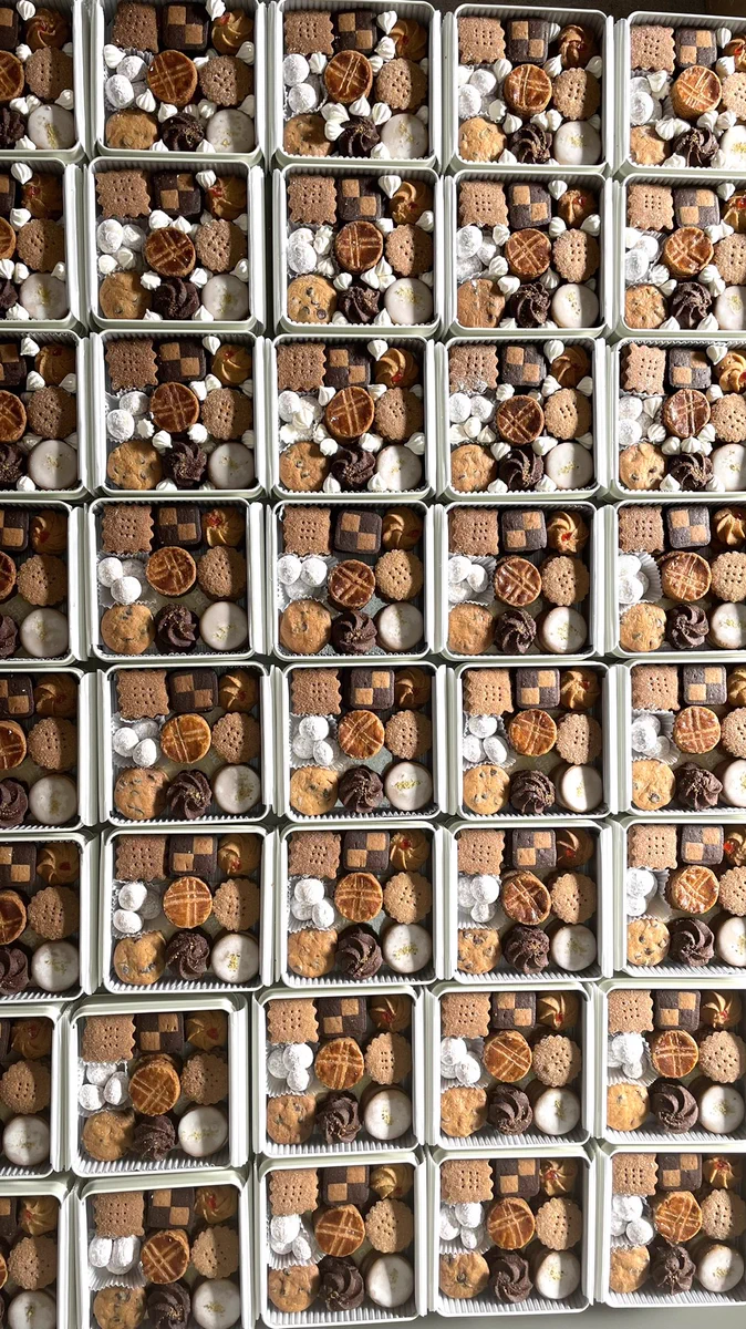 【拡散希望】パティシエールオンラインショップにてクッキー缶販売中‼