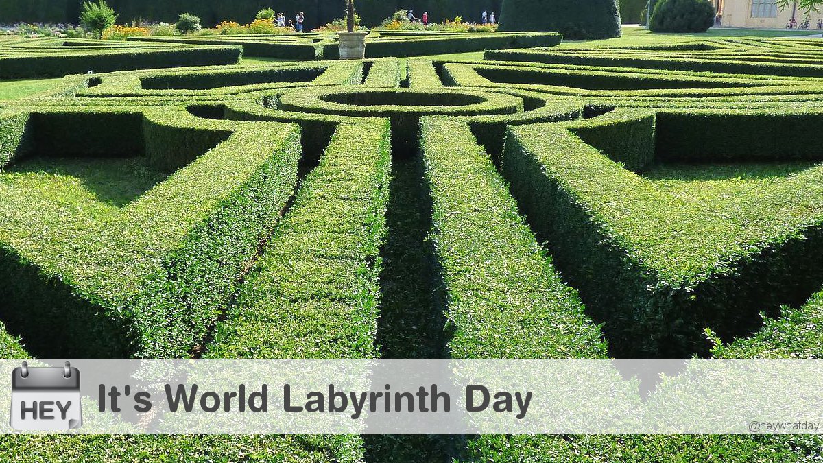 HeyWhatDay's tweet photo. It's World Labyrinth Day! 
#WorldLabyrinthDay #LabyrinthDay #GardenMaze https://t.co/Ok9i4k7g0S