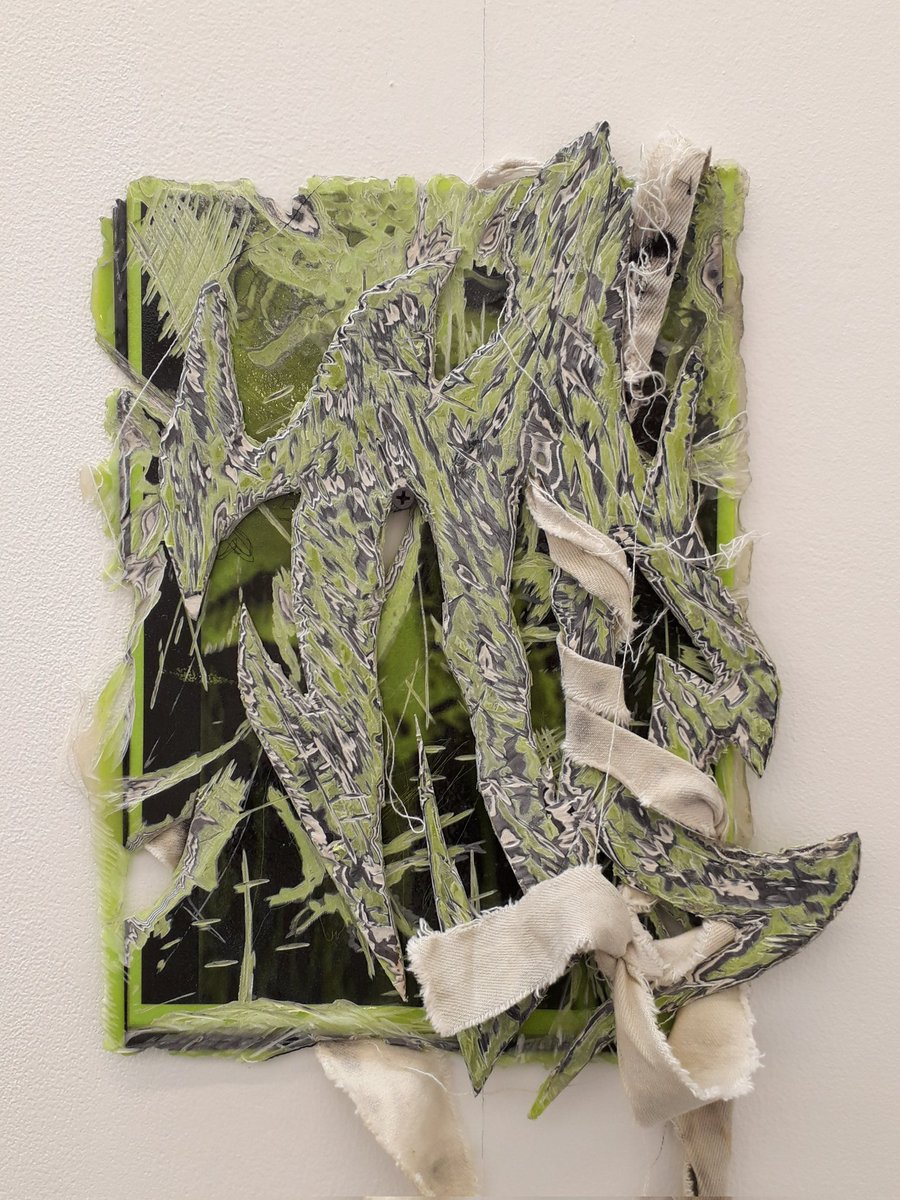 Nick_Mobbs's tweet photo. Last weekend to see @twoqueensstudio Members Show at GLOAM gallery, Sheffield.
Images of works by Gino Attwood, Daniel Sean Kelly and Daniel Cowlam. https://t.co/5CJqi2RrC9
