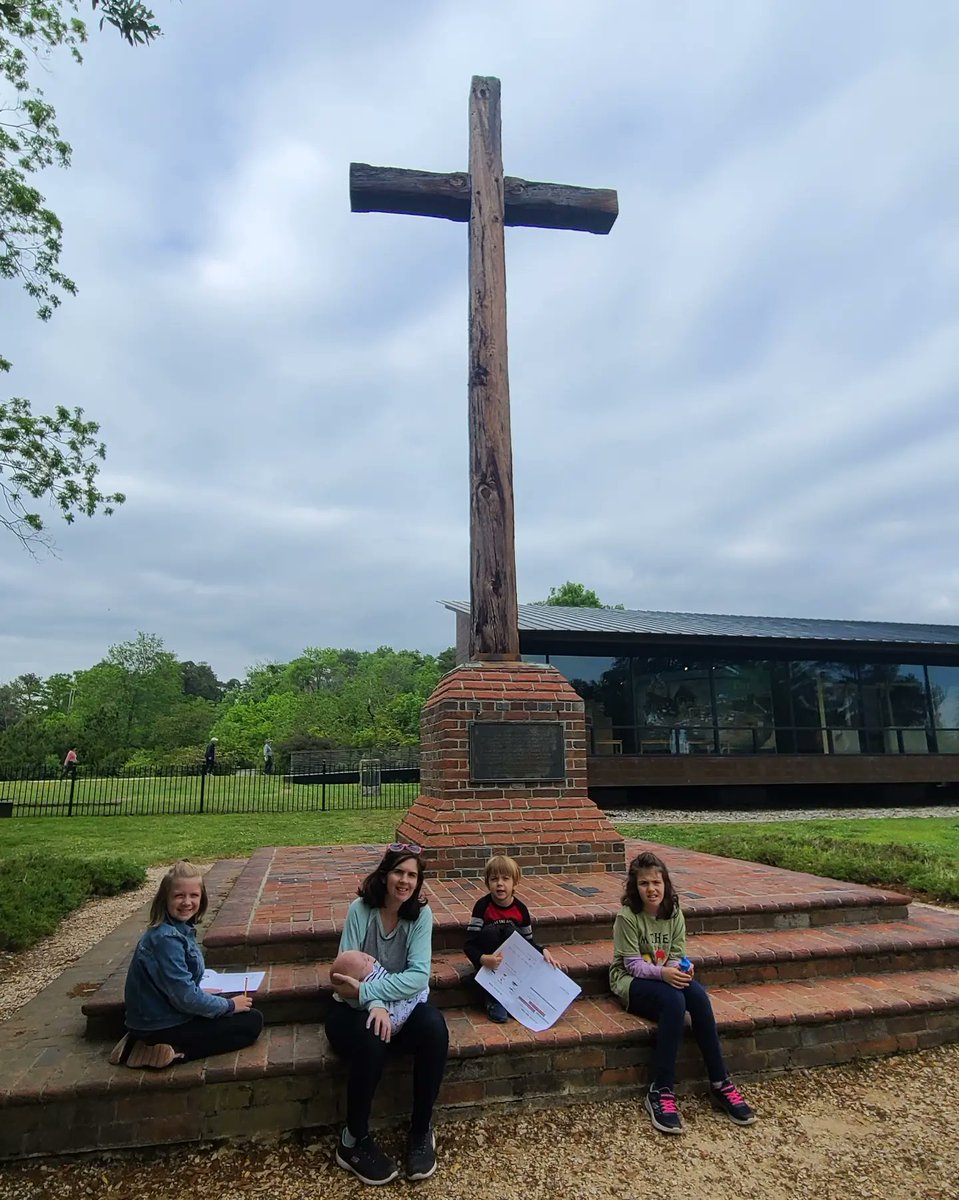ReadySetAutism's tweet image. So excited to make it to Williamsburg, Virginia!  Our 1st major field trip w/our new baby was to Jamestown Settlement, AMERICA'S BIRTHPLACE!!! It was no walk in the park🤣 Melia dumped sanitizer all inside our truck &amp;amp; Levi threw up on Manda in the Jamestown gate! #Autism #Travel