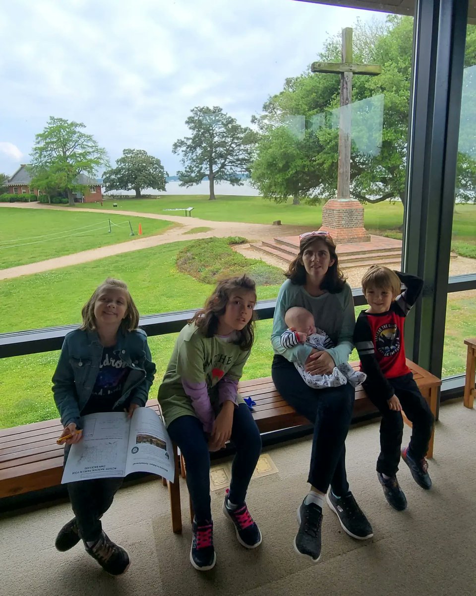 ReadySetAutism's tweet image. So excited to make it to Williamsburg, Virginia!  Our 1st major field trip w/our new baby was to Jamestown Settlement, AMERICA'S BIRTHPLACE!!! It was no walk in the park🤣 Melia dumped sanitizer all inside our truck &amp;amp; Levi threw up on Manda in the Jamestown gate! #Autism #Travel