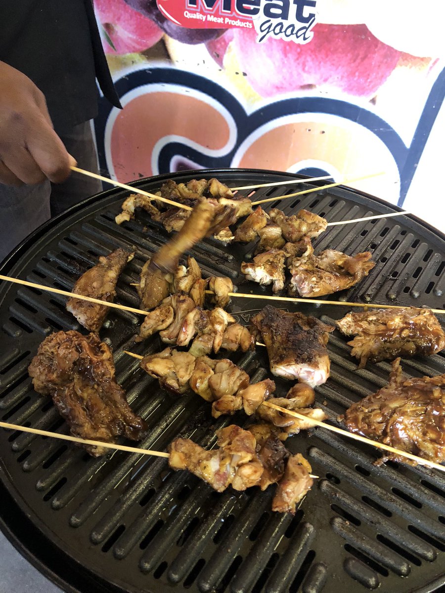 RPreneurs's tweet photo. @djsbu #DJSBU  RabbLicious CookBook Signing Tour still on with rabbit meat tasting Bona Pitori is killing it…..#LetsEatRabbitMeat https://t.co/DgzTr5KTbX