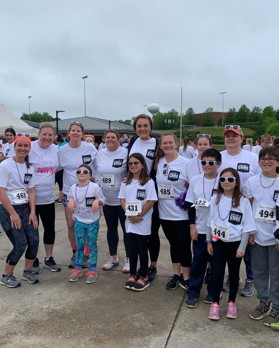 ibamyt97's tweet photo. #PocaPreK5 Weekend fun at the PHS color run! https://t.co/p1ejLAGS02