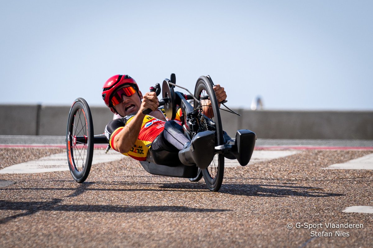 Wat een beest!😎Jonas Van de Steene viel meermaals aan en liet ieders tank leeglopen. Solo over de meet komen en in het bijzijn van vrienden en familie je eerste wereldbekerwedstrijd winnen, kippenvel voor hem! 🥇👏#nonstopvoorgsport <a href="/sporza/">sporza</a> <a href="/BEParalympics/">Paralympic Team Belgium</a> <a href="/Lochristinaar/">Lochristinaar</a>