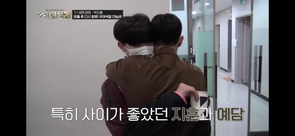 JlHOENPARK's tweet photo. Happy birthday to one of my favorite person in my life @Yedhaam . You still have a long journey that I hope you will only walk on flowery path. If it's getting hard, call Hyung anytime, I'll come to you in no time. Hyung loves you, Bang Yedam! https://t.co/P3oy2Nzmm4
