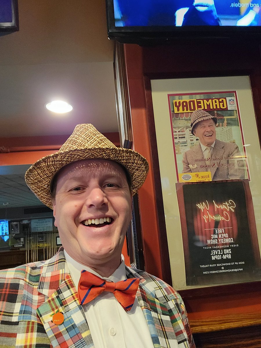 davpresto's tweet photo. The squire and #BusCaptain https://t.co/kdAsmnrEQO