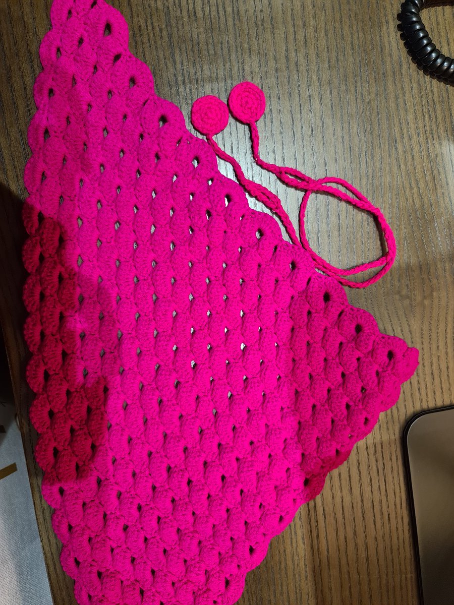 terryberry_04's tweet photo. Been a while since I posted to this account :// school really got in the way of being able to do crochet. But I decided to get back into the swing of it for this year's elections :)) 

#AngatBuhayPilipino
#IbotoNa10Pilipinas 
#LeniKikoAllTheWay2022 https://t.co/OJkPXOE7UH