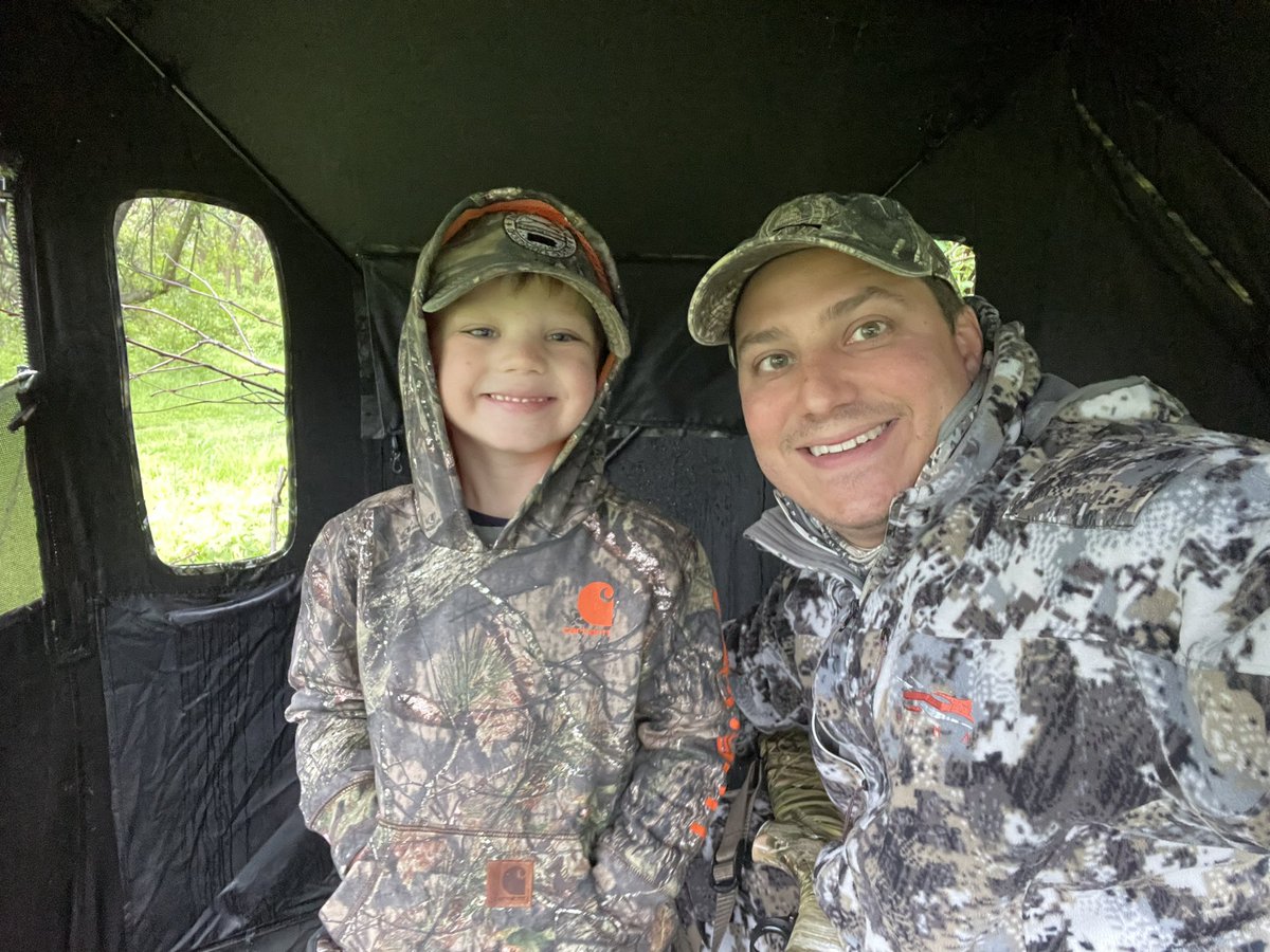 SurraOutdoors's tweet photo. Bo’s first Turkey hunt w/Dad.
No birds, lots of rain and even more fun! Not bad for a 4 year old. #GoHuntPA #turkeyhunting #takeakidhunting #nextgeneration https://t.co/8ttN3g6dZs