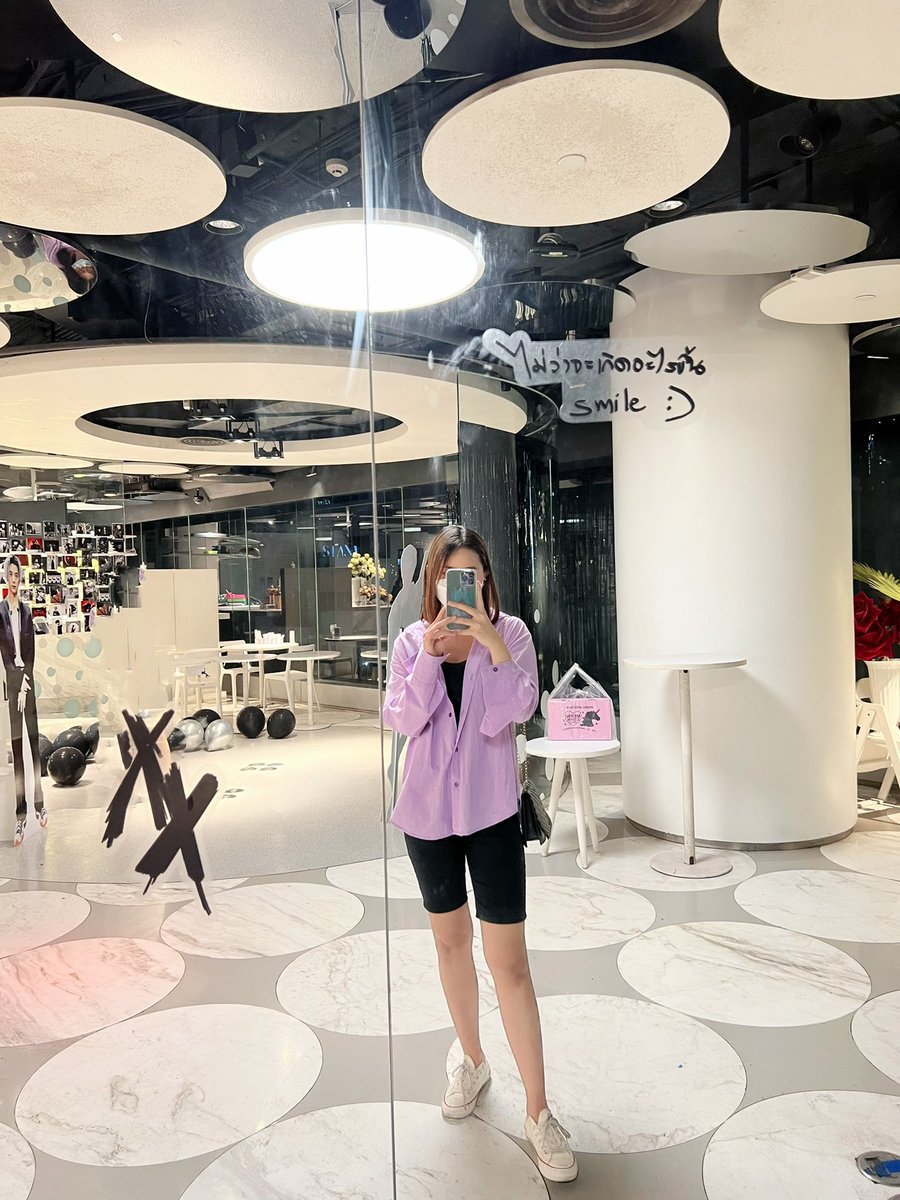 xxwall_lk's tweet photo. แกลดีมากเลยยย อยากจิยกสแตนดี้กลับบ้าน ปะเช่หล่อมากกก 😍
#PorscheBDAY24th
#PorscheBDAYGAllery https://t.co/8JvEMqgq3x