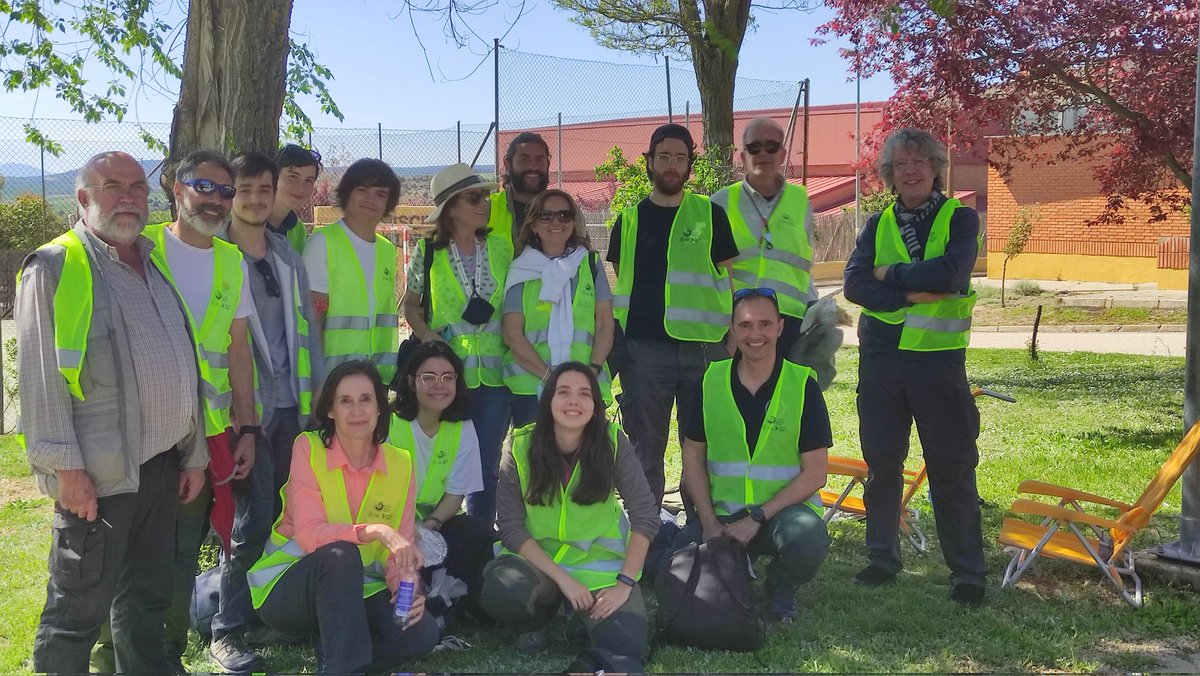 Poncho_1968's tweet photo. Celebrando el Geolodía 2022 en Guadalajara. Todo por un mayor conocimiento geológico de la Sociedad. https://t.co/YpGRJtaEQU