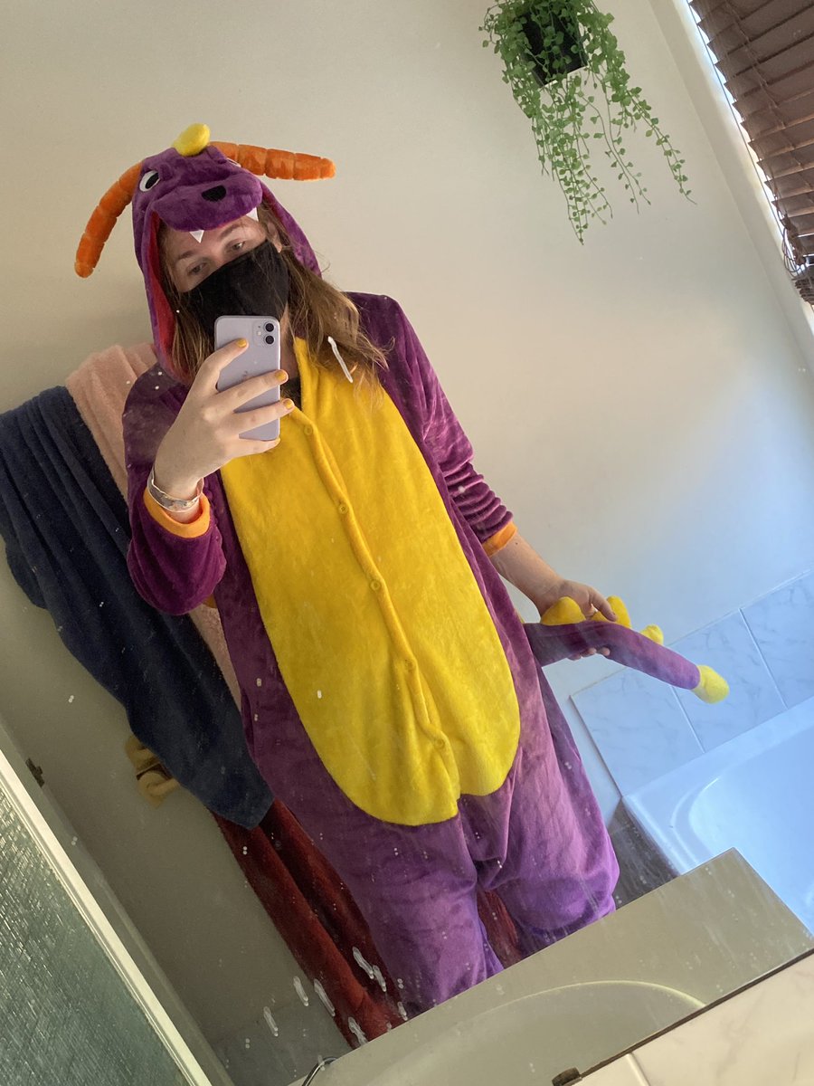 lexikig's tweet photo. Photo of me going to a recent con #spyro #dragon #SpyrotheDragon #femboy #WorldNakedGardeningDay #DoctorstrangeAtPVRIMAX #cum https://t.co/yYQl8HsGJQ