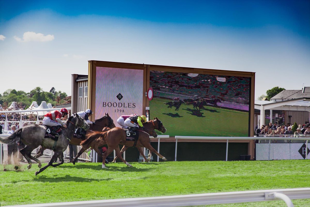 Ultrasecuk's tweet photo. Our team have had a fantastic 3 days supporting @ChesterRaces at the @Boodles festival this week, great to be back on the ground at Chester for the start of what promises to be a fantastic race season https://t.co/2lcWJeeCy4