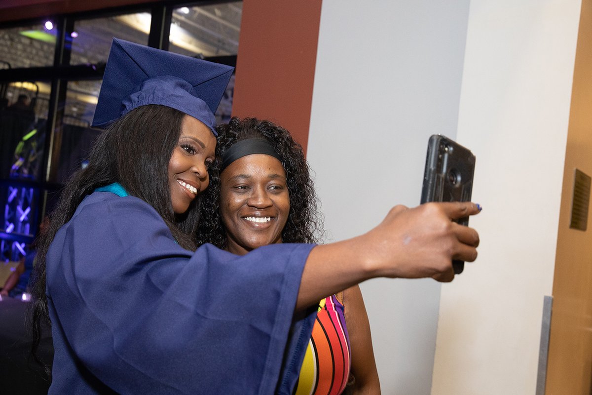 IRSCTheRiver's tweet photo. We hope you've enjoyed these #IRSCGrad photos as much as we have! Our final set of images comes from the Bachelor's Degree ceremony on April 29.
Congratulations to all of our graduates! Your futures are bright and we can't wait to see what you accomplish next!
#IRSCProud https://t.co/QoBOt0EyLW