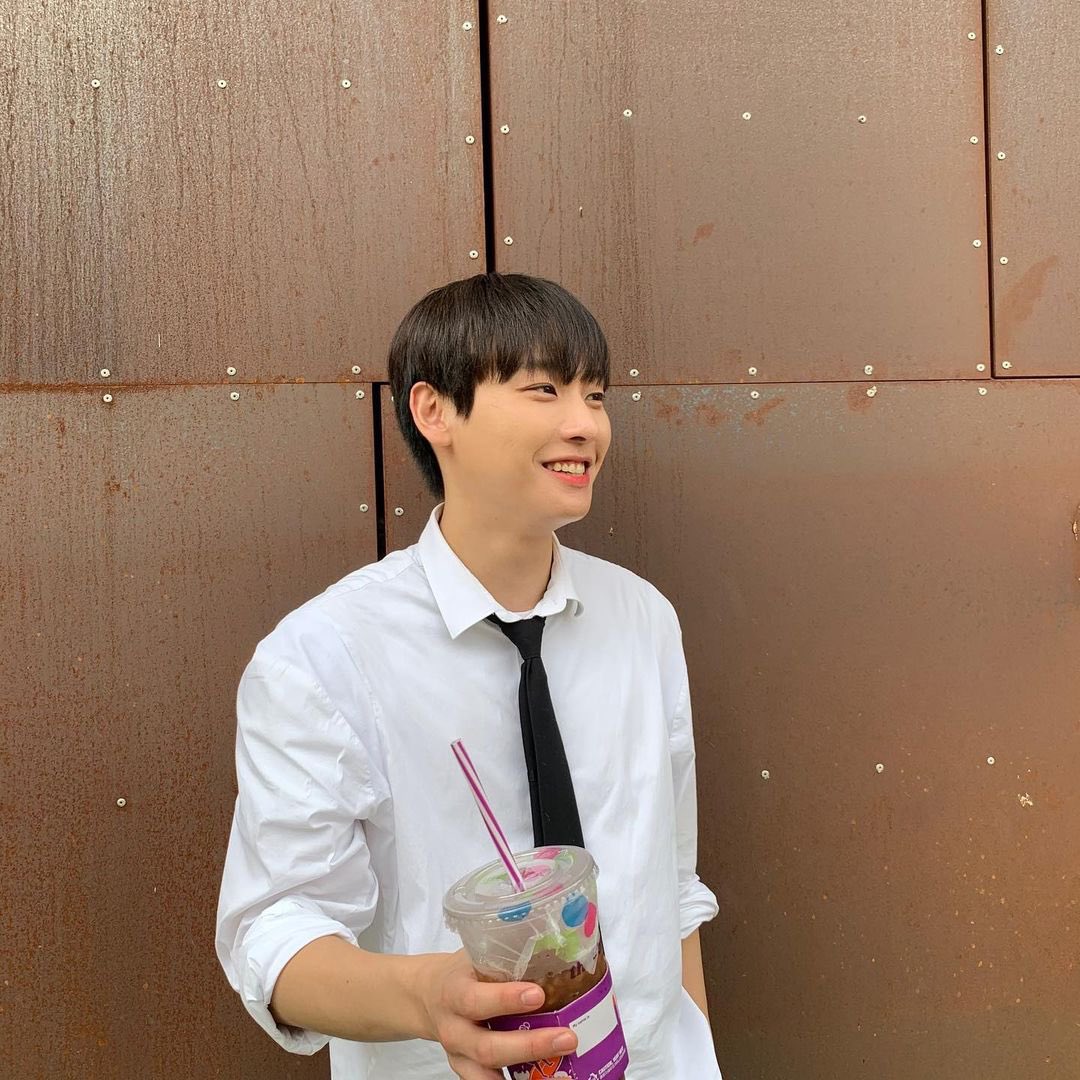 SF9ArmyDays's tweet photo. 500 Days until Inseong's discharge https://t.co/jHI5Q5jOUs
