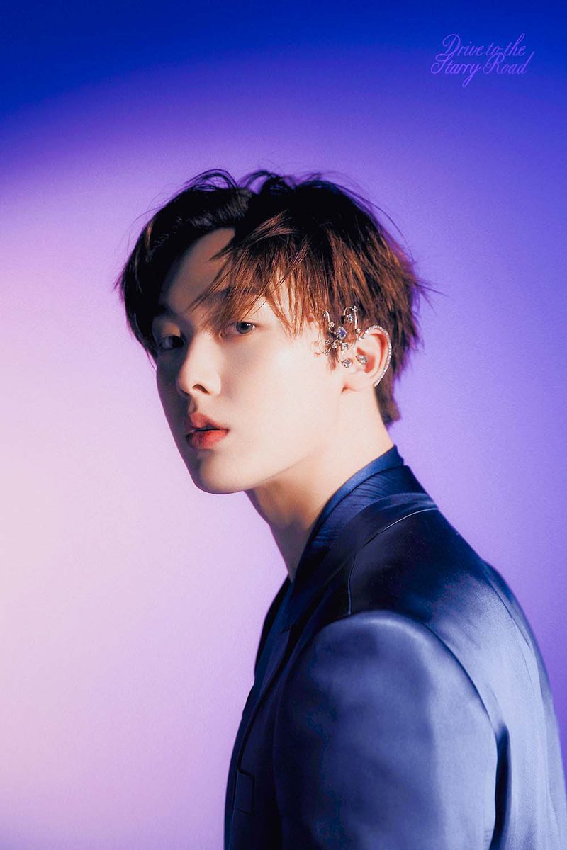 321MARCH's tweet image. Starry 🌌 #윤산하 #아스트로