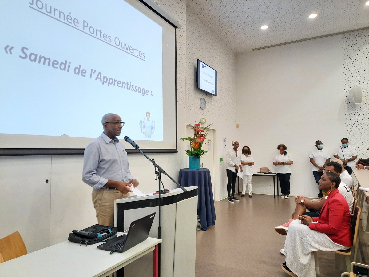 "La Martinique a besoin de ses jeunes, elle a besoin de vous et vous devez mettre toutes les chances de votre côté" <a href="/PhilippeJock/">Philippe Jock</a>, Président de la <a href="/CCIMartinique/">CCI Martinique</a> a souhaité la bienvenue aux visiteurs de la JPO de #SkillforCampus
 <a href="/FSE_nat/">Fonds social européen +</a> <a href="/CTM_Martinique/">CTM</a>