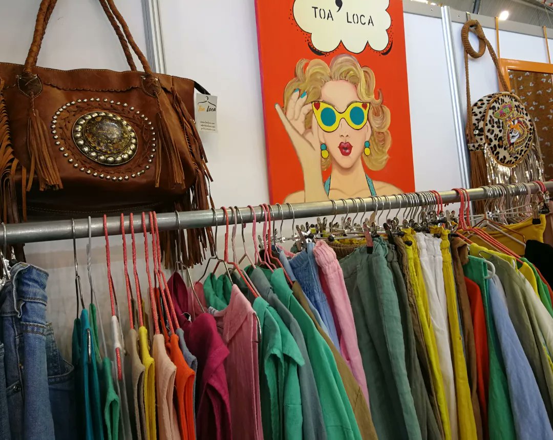 recintoferialtf's tweet photo. 👗Cuando compras ropa en #Toaloca.com , compras un producto único, lleno de la esencia y personalidad. Visítala en #TenerifeVolcanicFashion https://t.co/bin9bYRxCL