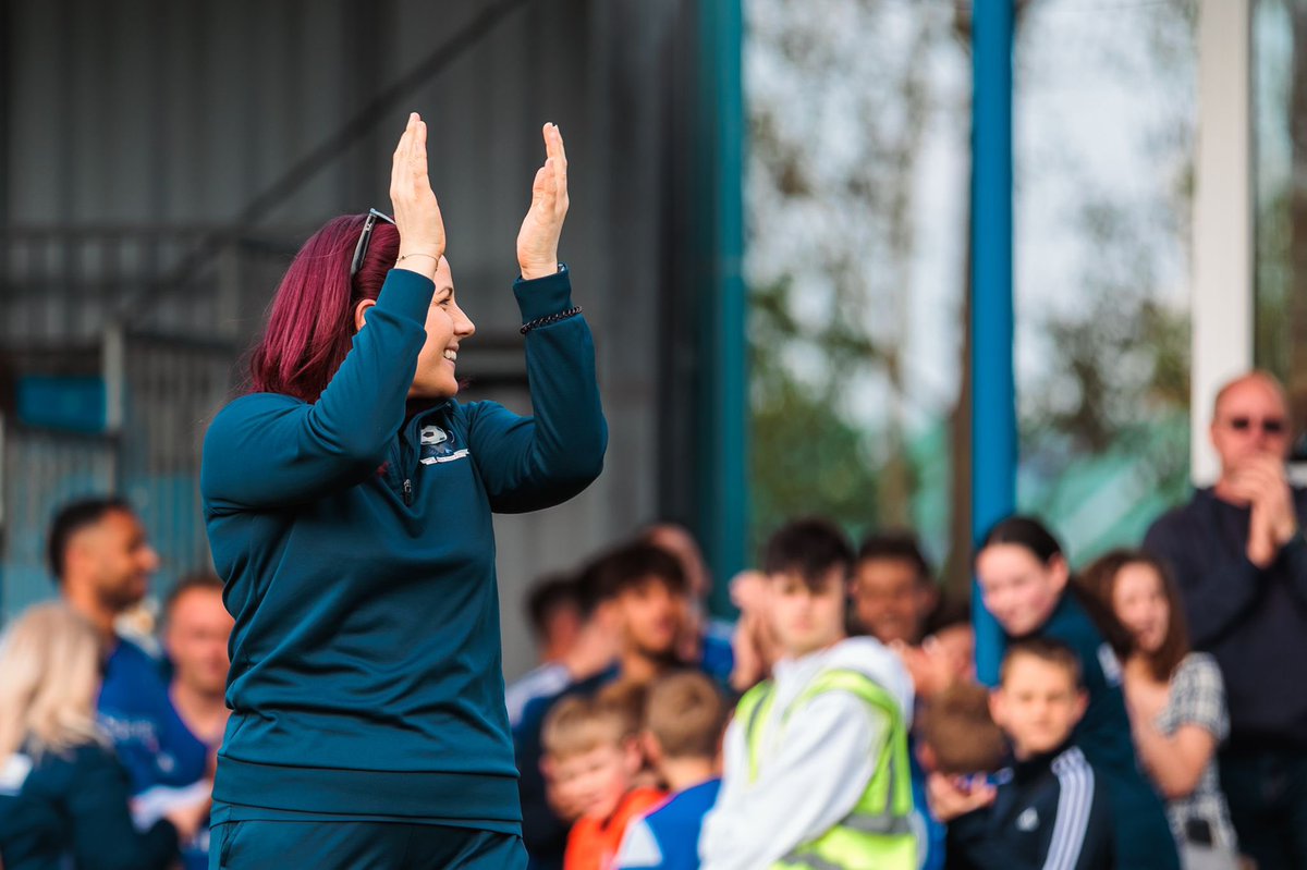 JazzyDolby's tweet photo. Officially singing off ….
What an amazing first season it’s been @BedfordTown as head of medical. The players have kept me very busy throughout the season but was all worth it by winning the league! 
Thank you to everyone involved 💙
Now time for a well deserved summer break!🍻 https://t.co/2AnkAbJphg