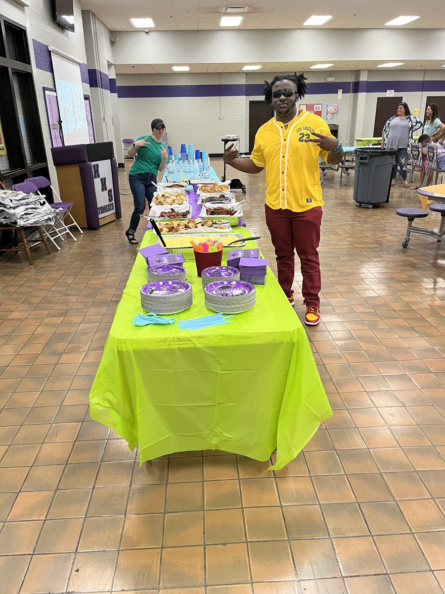 Kelsey Nave tweet media