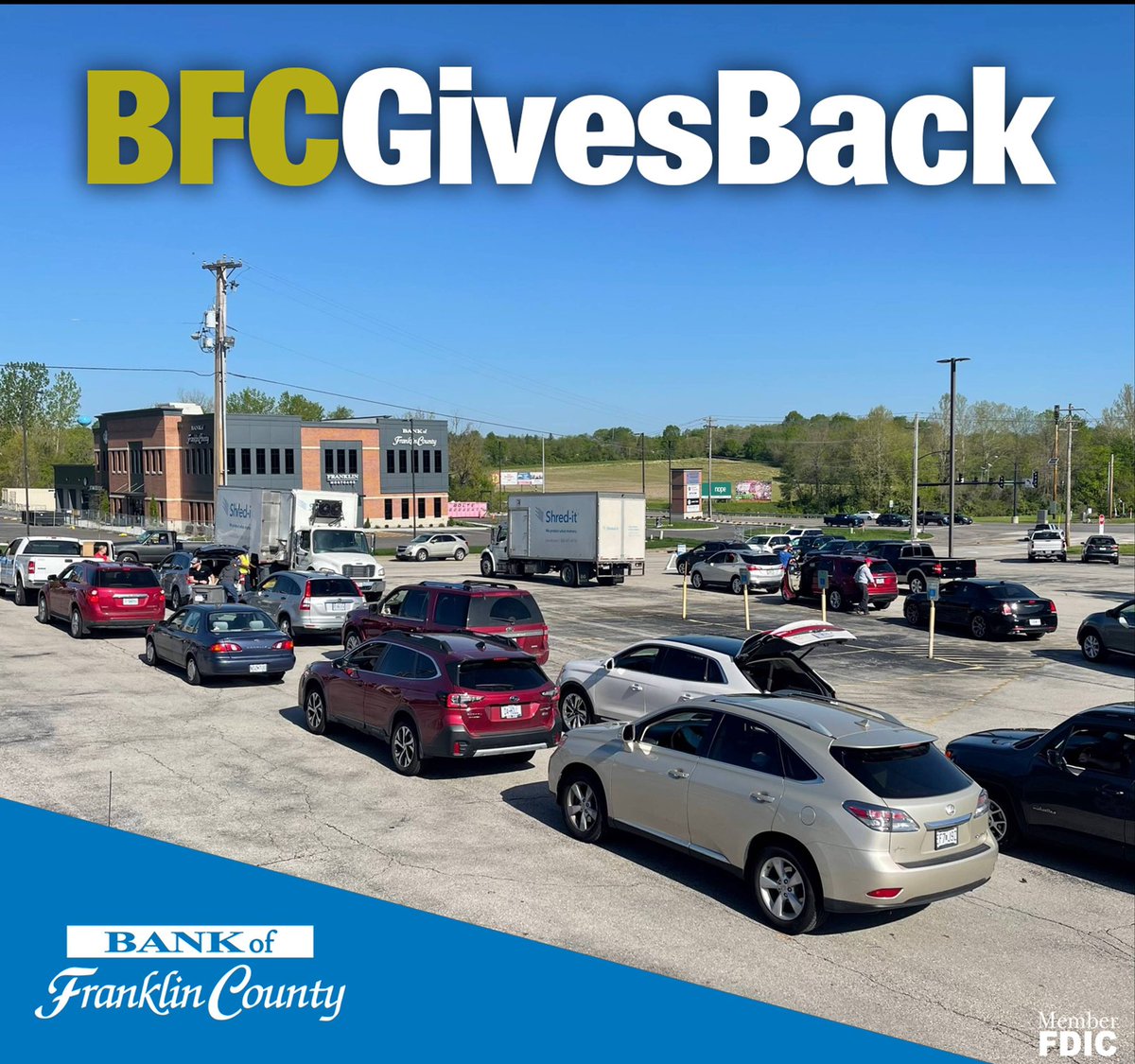 Bank_of_Frank's tweet photo. BFC Shred & E-waste Recycling Day still has an hour left, but is a HUGE success!
2 trucks and 4 lines was the ticket this year.
#BFCGivesBack #BFCExperience #banklocal #BankLocally #ShredDay #recycle #papershred https://t.co/zb4CiYwbiY