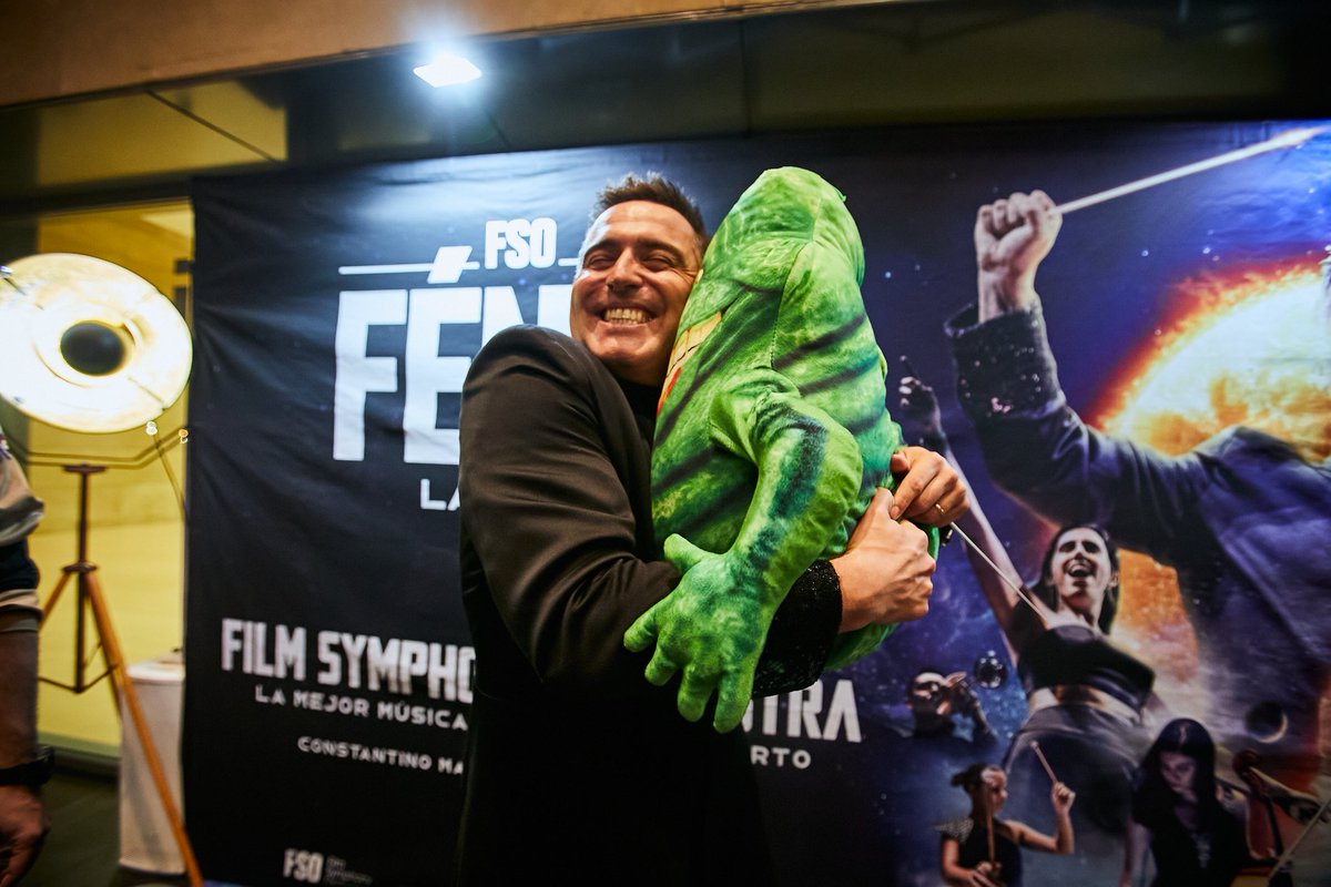 FilmSymphony's tweet photo. Primero de tres conciertos este finde… ¡y no pudo ser mejor! 💙 ¡Gracias Logroño por vuestra increíble acogida!

#EfectoFenix #FSOFENIX #FilmSymphony https://t.co/NeCkvEnCkY